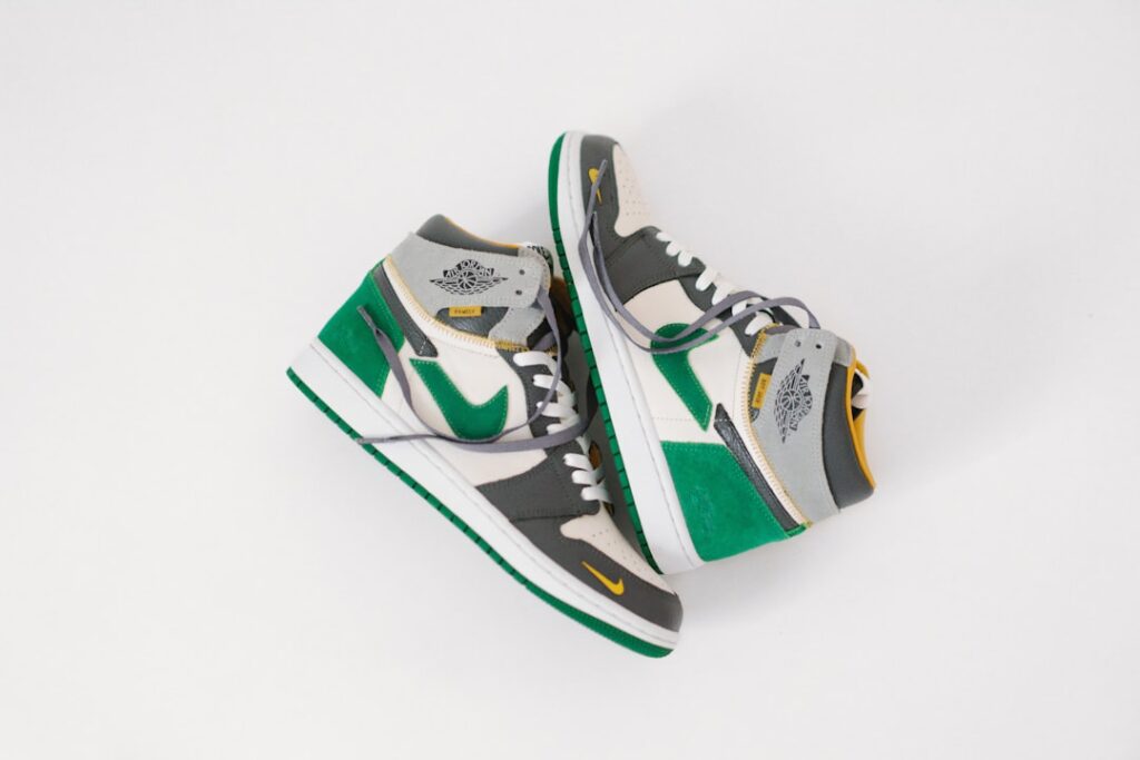 Deze schoenen passen mooi bij een jurk in de winter